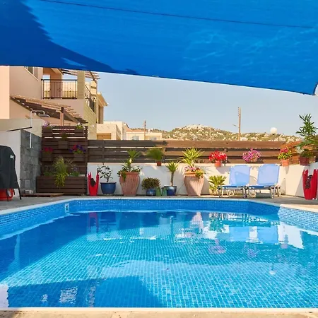 Villanelle Welcomes Dog Lovers Only منزل للإقامة